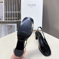 セリーヌ ハイヒールの画像