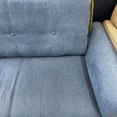 【ジャングルジャングル滋賀草津店】ジモティ来店特価‼ 2人掛けソファー ネイビー J-250878の画像