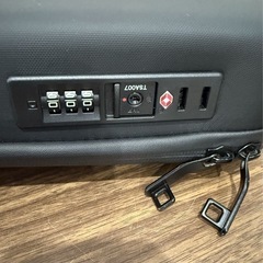 TIMENOTEN　バックパック　ハードタイプ　ダイヤルロック付きの画像