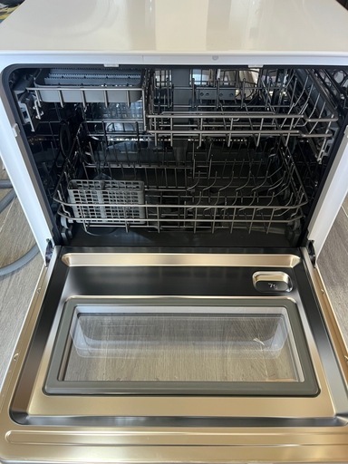 2023年製　siroca シロカ 食器洗い乾燥機 食洗機 SS-MH351