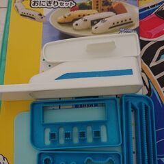 おにぎり新幹線の画像