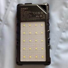 スマホ用ソーラー充電器の画像