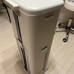ゴミ箱の画像
