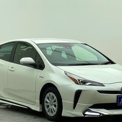 🚙自社ローン🚗トヨタ プリウス 　Sの画像