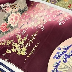 【決まりました！】お着物、長振り袖、ロゼ系、桜や紅葉柄の画像