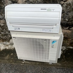 中古ダイキン20畳用の画像