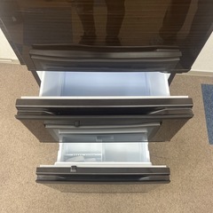 【中古品】三菱 MITSUBISHI ノンフロン冷凍冷蔵庫 MR-CX30BKH-BR 2023年製 3ドアの画像
