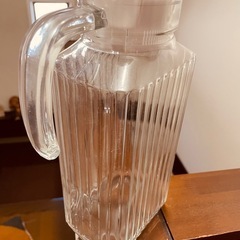 Luminarc クアドロ ピッチャー 1.7L の画像
