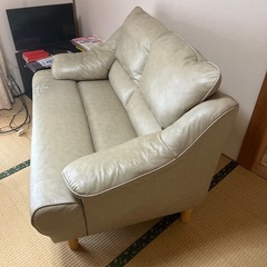二人掛けソファ
の画像