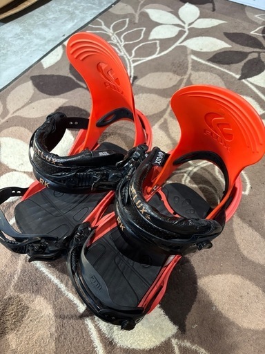FLUX PK M/Lスノーボードビンディング オレンジ