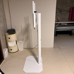 壁寄せテレビスタンド ハイタイプ　【OCTA -オクタ-】の画像