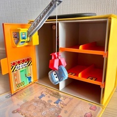 タカラトミー TAKARATOMY トミカワールド ぼくのおでかけバッグ 建設現場 の画像