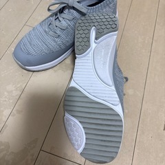 スニーカーの画像