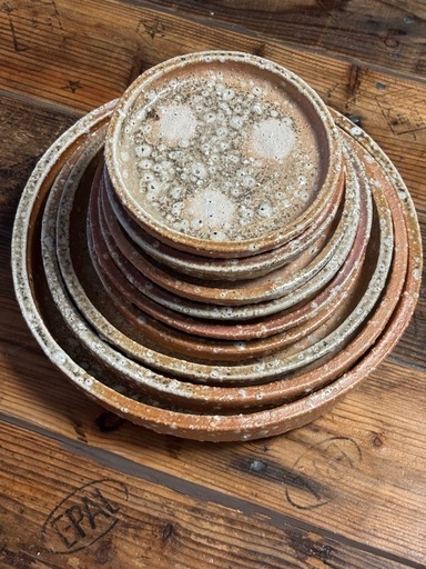 志野焼　お皿　9段重ね