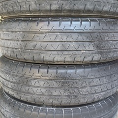 【中古】145/80R12 80/78N LT ヨコハマ　軽バス　軽トラ　12インチ　夏タイヤ　サマータイヤ
の画像