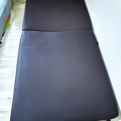 折りたたみベッドの画像