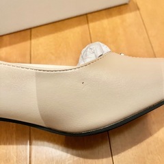 新品　ポインテッドトゥパンプス  ベージュ 　Sサイズの画像
