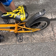 幼児用自転車の画像