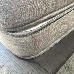 中古ダブルベッドの画像