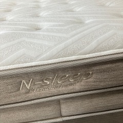 中古ダブルベッドの画像