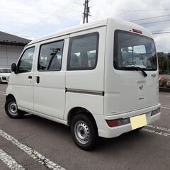ダイハツ ハイゼットカーゴの画像