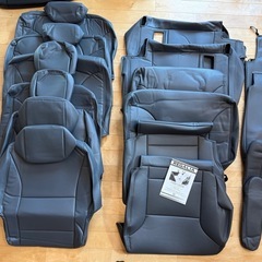 ★美品★ 日産 セレナ 専用　レガリア シートカバー 防水+抗菌 NE09 カラー ライトグレー　【セレナ C25】H19/12-Ｈ22/11の画像