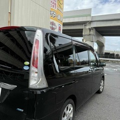ニッサンセリナ　H22の画像