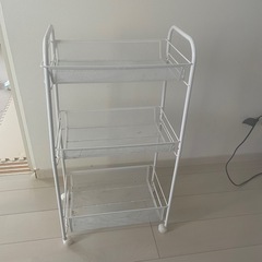 スチールワゴンの画像