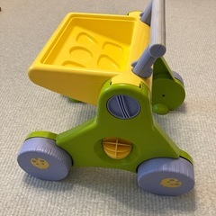 赤ちゃん用歩行器の画像