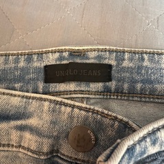ZARA JEANS と　UNIQLO JEANSの画像