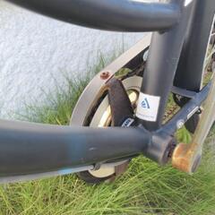 チャイルドシート付き自転車の画像