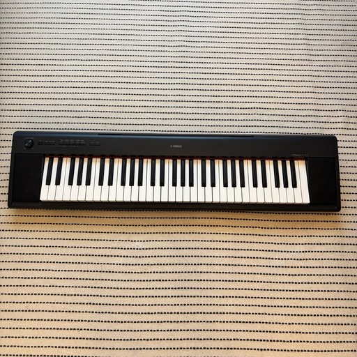 電子ピアノ　Yヤマハ