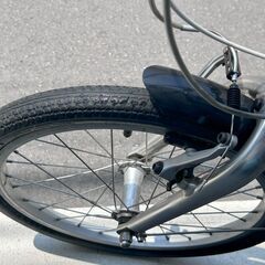 ▼リサイクルショップだいえい　プジョー 折り畳み自転車 18インチ アルミフレーム 外装7段変速の画像