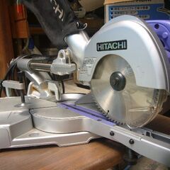 日立卓上スライド丸ノコ・190㎜の画像