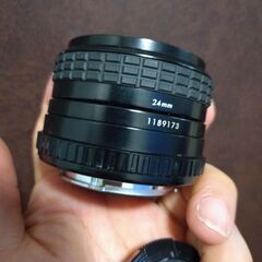 優良品　SIGMA SUPER-WIDE II 24mm F2.8 pentaxマウントの画像