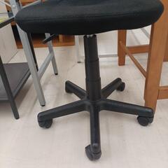 【ドリーム尾浜店】OAチェア　BL/BK　※使用感あり　高さ(H)94cm× 幅(W)44cm× 奥行(D)54cmの画像