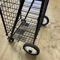 I2508-627 4輪式ワイヤーショッピングカート ブラック 中古の画像