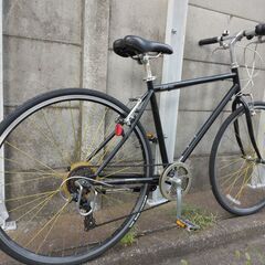 クロスバイクです。　前後タイヤ新品交換済み、外装６段ギア付です。の画像
