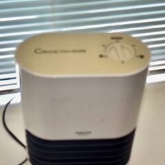 セラミックファンヒーター　山善の画像