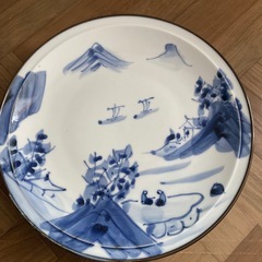 新品未使用　直径30、24㎝　有田焼　其泉作　丸皿２枚セットの画像
