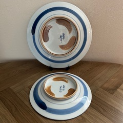 新品未使用　直径30、24㎝　有田焼　其泉作　丸皿２枚セットの画像