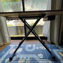 昇降型テーブルの画像