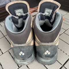 mont-bell トレッキングシューズ　登山靴の画像