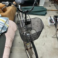 自転車　No.409　シルバー　26インチ　※サドルポスト固着上下不可　【リサイクルショップどりーむ天保山】の画像