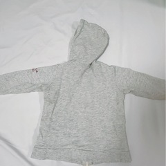ベビー服ディズニーパーカーの画像
