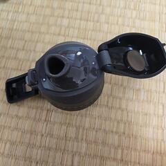 1.5ℓの水筒の画像