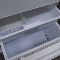 (★1台限り★ジモティー特典あり★下段の大容量な冷凍室の）三菱電機　３ドア冷蔵庫３３０L　２０２０年製　MR-CX33E-W　60ｃｍ幅　白　真ん中野菜室　白　自動製氷付き　高く買取るゾウ八幡東店の画像