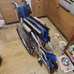 【取り引き終了】折り畳み車椅子の画像