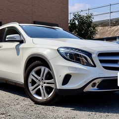 超美車!低走行!女性ワンオーナー!ベンツGLAの画像