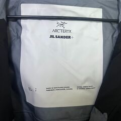 JILSANDER+ x ARC'TERYX コラボ　シェルパーカーの画像